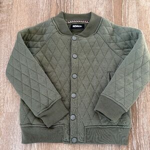 Boys youth button up sweater. Olive green. Cotton. Quilted design. Youth size 5